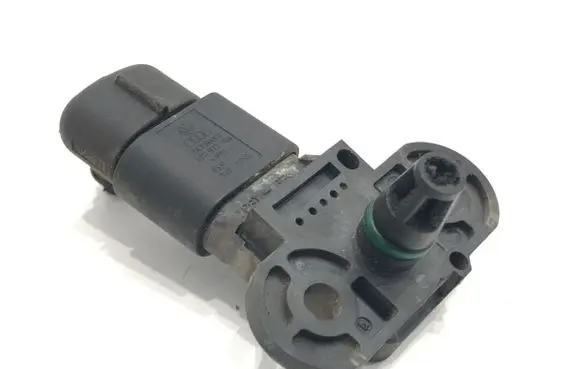 Volkswagen Polo IV 9N3 Mass air flow meter 0261230095
