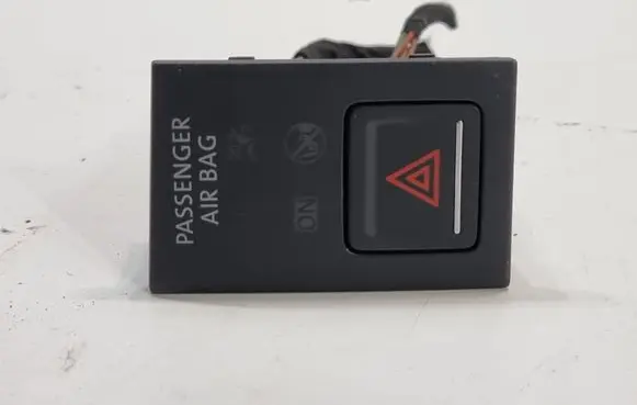 Volkswagen Golf VII Hazard light switch 5G1919225