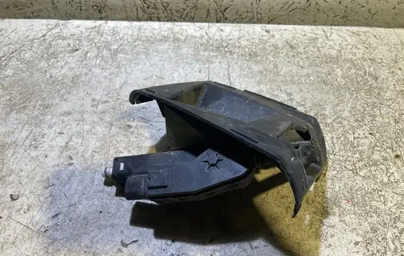 Volvo V70 Headlight washer nozzle holder 30764183 30655066 150508
