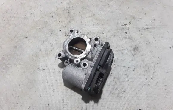 Smart ForFour II W453 Throttle valve 161208729R