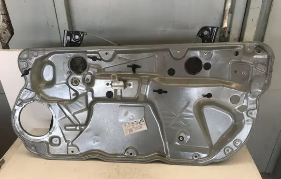 Volkswagen Polo IV 9N3 Front door electric window regulator 6Q3837462J 6Q3837402AD 6Q0837138