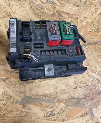 Citroen C5 Fuse module S110500001E 964125808000