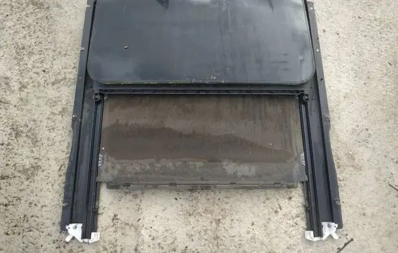 Sunroof set