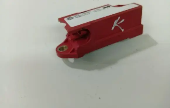 Volkswagen Golf IV Airbag deployment crash/impact sensor 1J0909606D