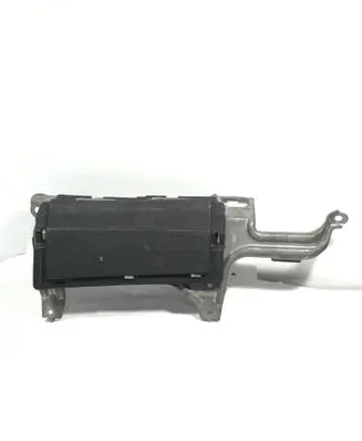 Lexus RX 330 - 350 - 400H Knee airbag 100684406M05