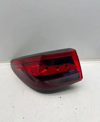 MG ZS Rear/tail lights 10571681 21100811093 ZS11MCERCL