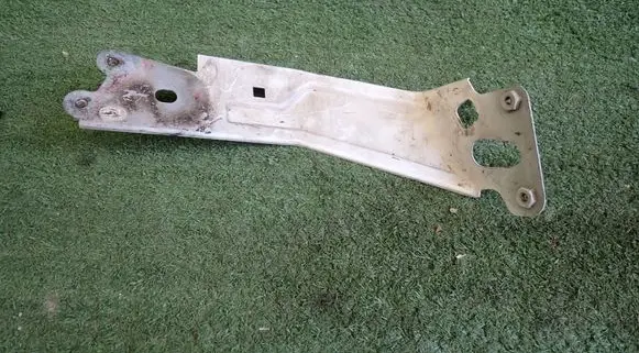 Maserati Levante Fender mounting bracket
