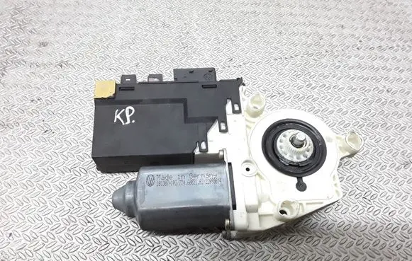 Peugeot 807 Front door window regulator motor 991729203