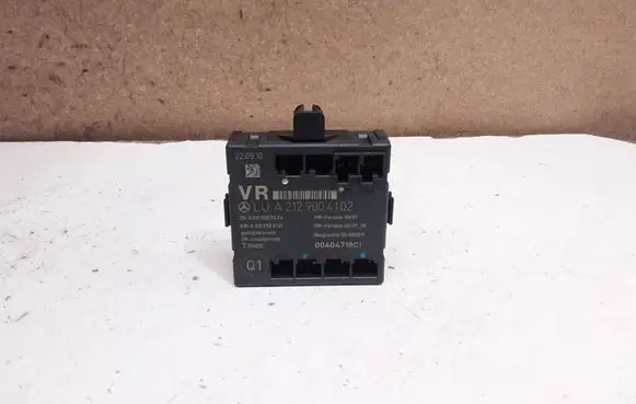 Mercedes-Benz C W204 Door control unit/module A2129004102