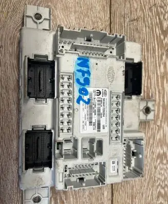 BMW 3 E90 E91 Fuse module 503441720204