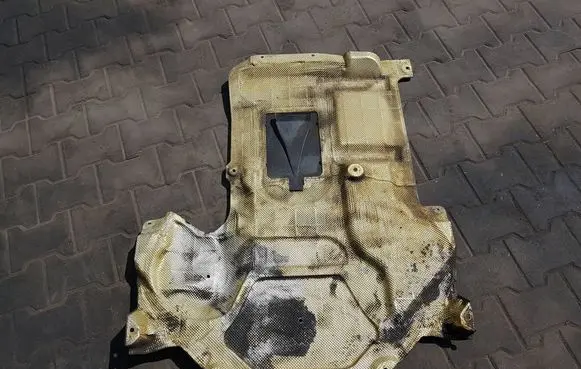 Mercedes-Benz E W212 Engine splash shield/under tray A2125206523IAUTOPI A2125206523