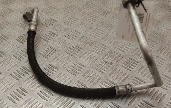 Audi A1 Air conditioning (A/C) pipe/hose 2Q0816721E