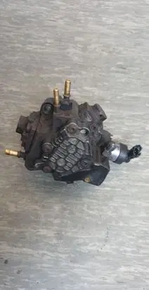 Renault Master III Fuel injection high pressure pump 8200912103 0445010234