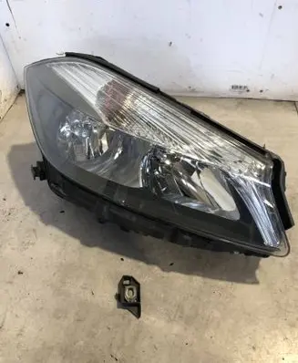 Mercedes-Benz A W176 Headlight/headlamp A1768200461