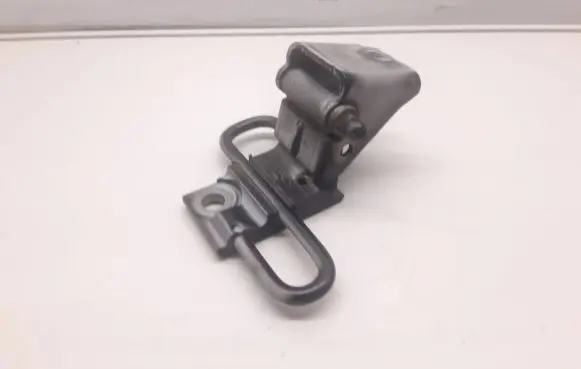 Seat Leon (1P) Front door lower hinge 0831412
