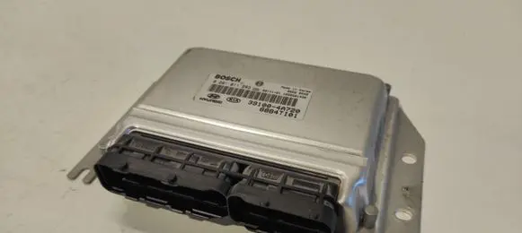 KIA Sorento Engine control unit/module 0281011283 391004A720 88B4TI01