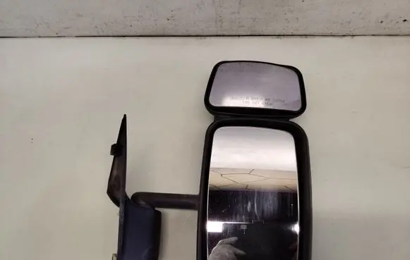 Volkswagen II LT Front door electric wing mirror 