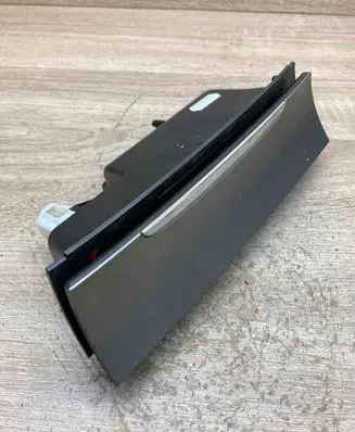 Volkswagen PASSAT B6 Car ashtray 3C0863284A