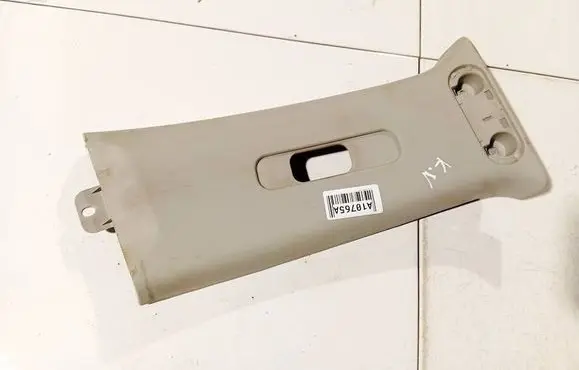 Suzuki Swift I (B) pillar trim (top) 7621162j0 76211-62j0