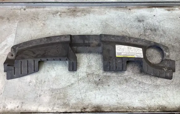 Chrysler Grand Voyager IV Radiator trim 04857596AE 04857219AD