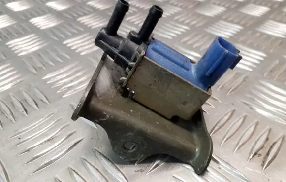 Valve vacuum