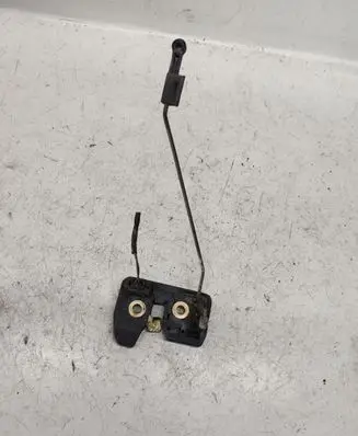 Volkswagen Golf III Tailgate/trunk/boot lock/catch/latch 1H6827505