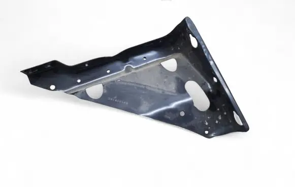 Chevrolet Suburban Air filter cleaner box bracket assembly 84129816C 84129816