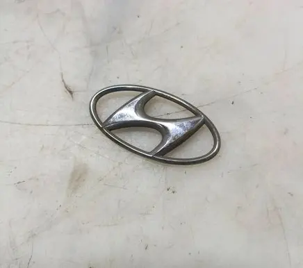Hyundai Sonata Manufacturer badge logo/emblem 
