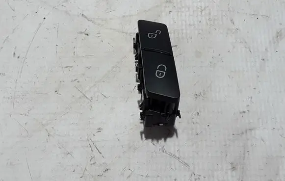 Mercedes-Benz GLS X166 Central locking switch button A2049058402