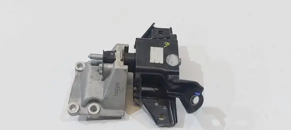 Hyundai i20 (GB IB) Gearbox mounting bracket