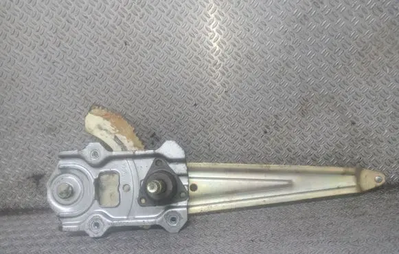 Toyota Yaris Verso Rear door manual window regulator 