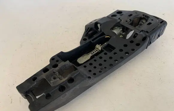 Audi Q5 SQ5 8R Rear door exterior handle/bracket 8T0837886A