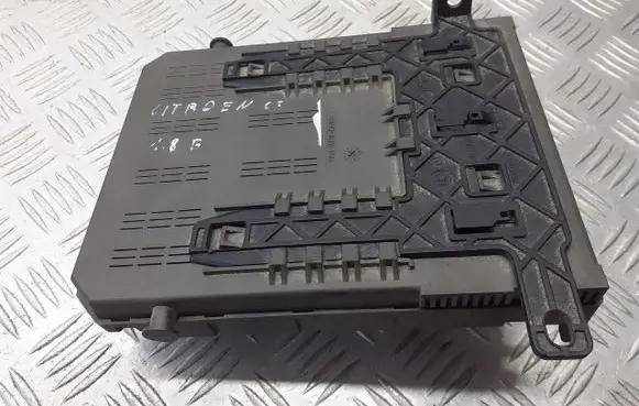 Citroen C5 High voltage junction box 9651197380