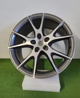 R20 alloy rim