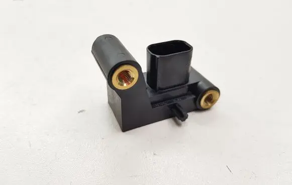 BMW 5 E60 E61 Airbag deployment crash/impact sensor 6977398