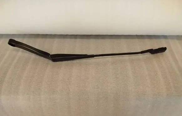 Renault Trafic III (X82) Front wiper blade arm 93867986 288810103R