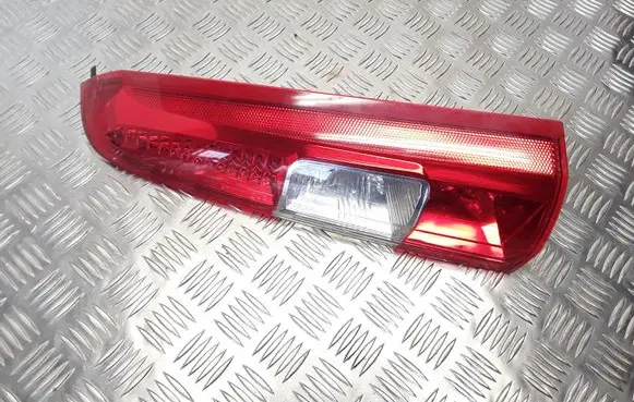 Volvo XC70 Rear/tail lights 160986