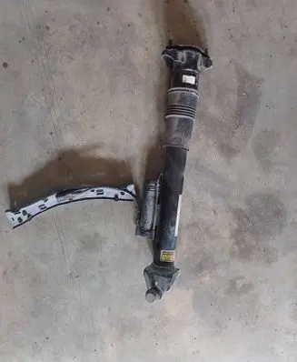 Mercedes-Benz GL X164 Rear shock absorber with coil spring E4SR4Z016A00
