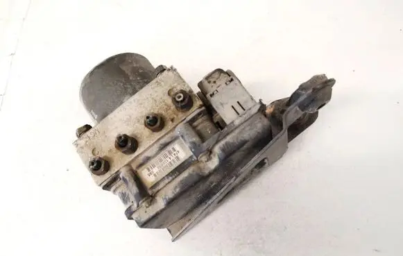 Renault Megane II ABS Pump 0265231300 8200038695