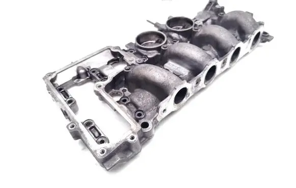 Land Rover Freelander 2 - LR2 Rocker cam cover 9685481010