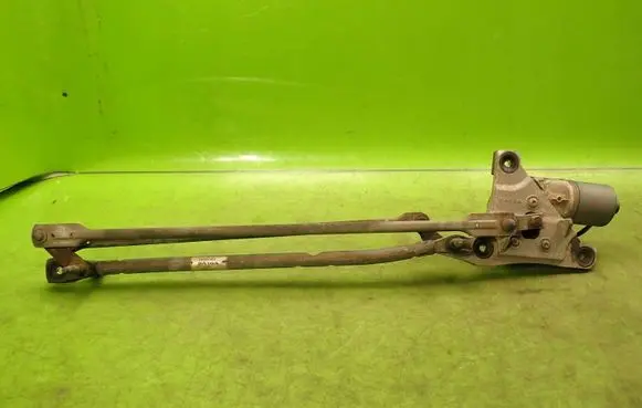 Volvo V50 Front wiper linkage and motor 