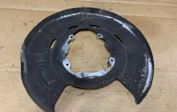 BMW X5 E70 Rear brake disc plate dust cover 6771967