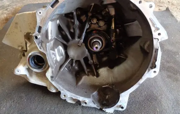 Mitsubishi Space Star Manual 5 speed gearbox 2500A350