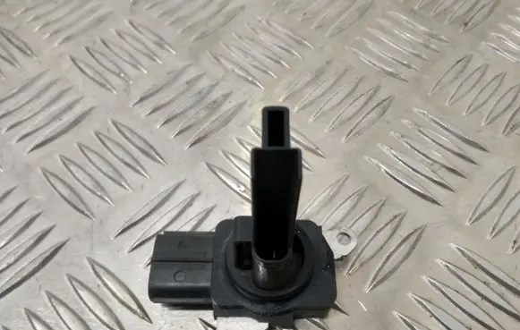 Subaru Outback Mass air flow meter 1974005111 22680AA380 06K25