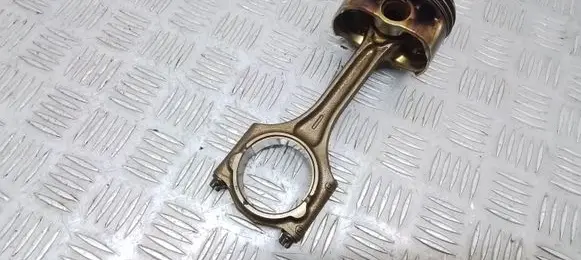 Volvo XC60 Piston with connecting rod