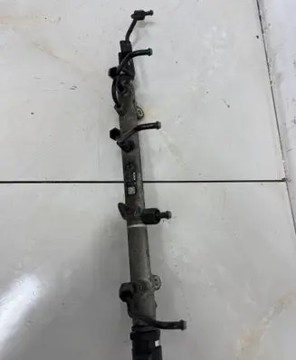 Mercedes-Benz C W203 Fuel main line pipe A6110700395 0445214038