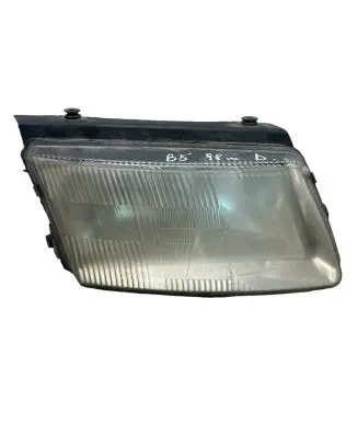 Volkswagen PASSAT B5 Headlight/headlamp