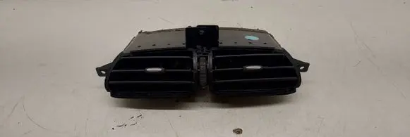 Nissan Almera Tino Dash center air vent grill