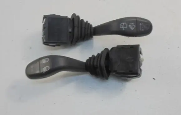 Skoda Felicia II Wiper turn signal indicator stalk/switch 