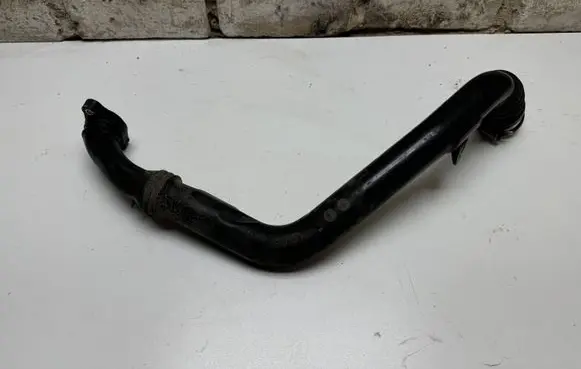 Intercooler hose/pipe